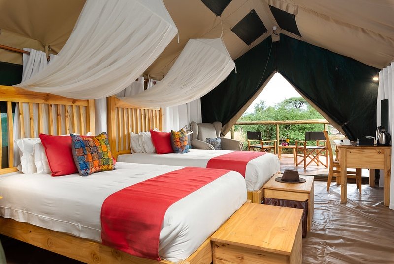 Tlouwana Camp - Lesoma Botswana